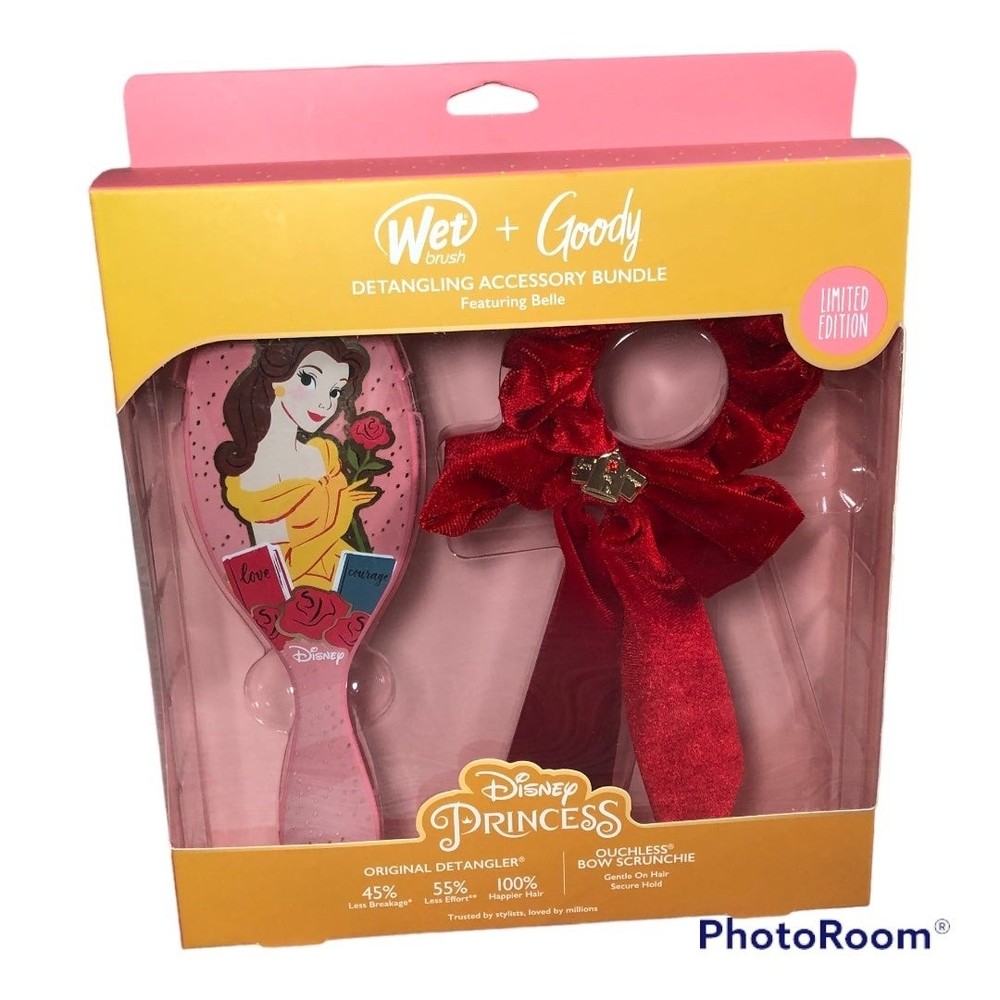 The Wet Brush Belle beauty and the Beast  kit brush w scrunch.  d8